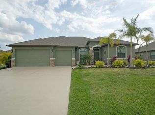 6445 Oak Mnr, Vero Beach, FL 32967