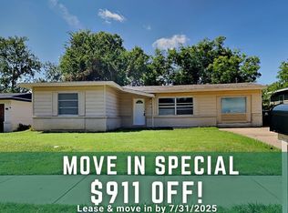 2126 Ridgeway St, Arlington, TX 76010