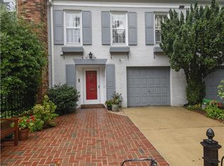 211 James Thurber Ct, Falls Church, VA 22046