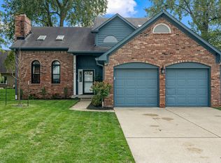 3167 Buckmoor Ct, Greenwood, IN