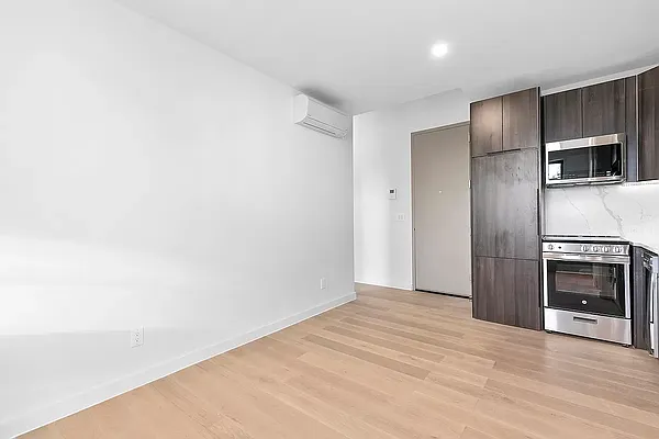 Rented by Oxford Property Group | media 6