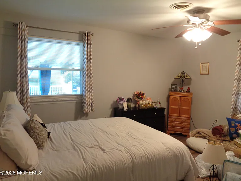 135A Sunset Rd — Photo 17