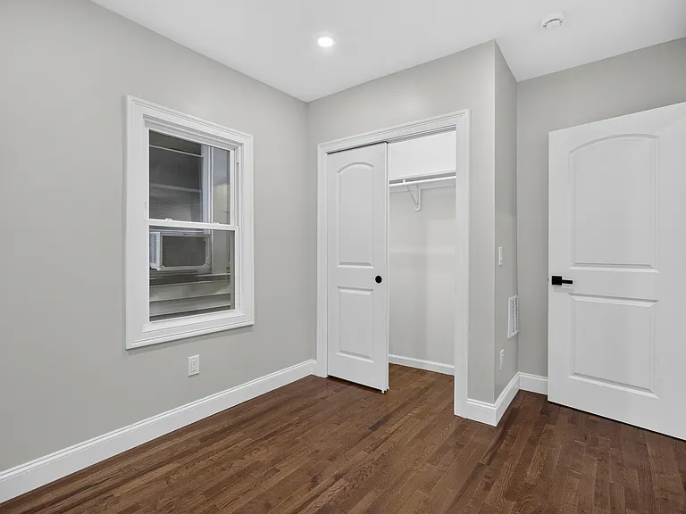 24 Dean St #1 — Photo 12