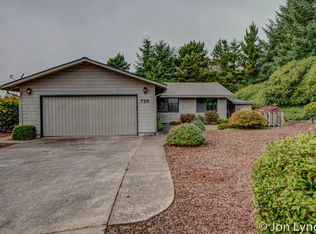 715 NE Jeffries Pl, Newport, OR