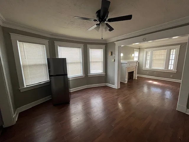 5621 Lydia Ave — Photo 6