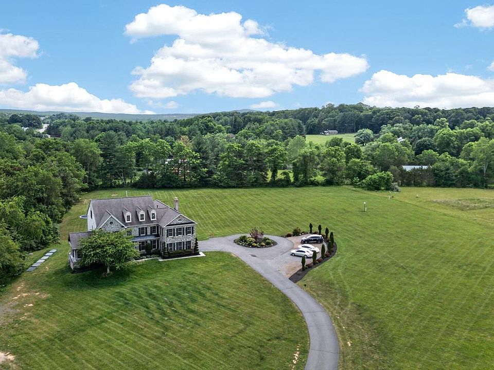 1st image of 40393 Browns Creek Pl