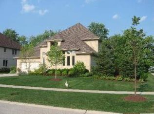 1101 Old Barn Rd, Buffalo Grove, IL 60089