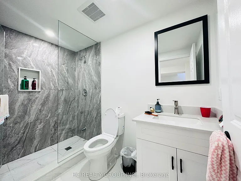 68 Marbrook St #B — Photo 9