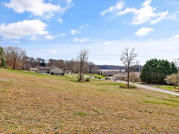 5th image of 435 Baye Rd