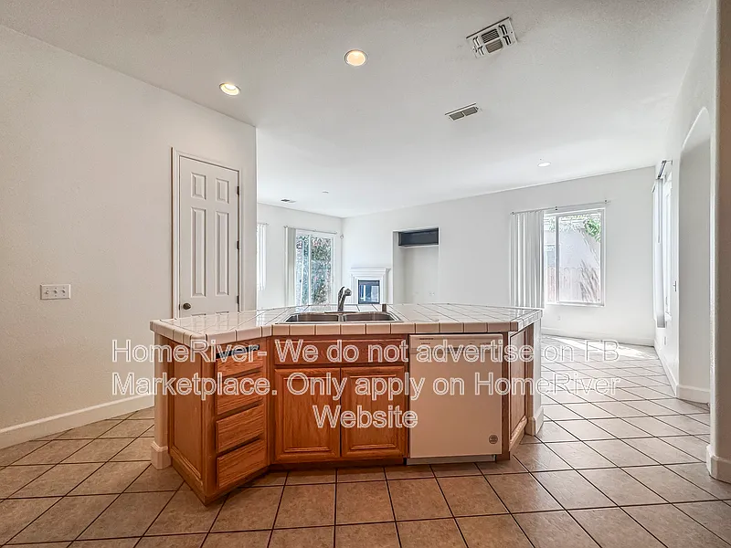 5809 Bridgecross Dr