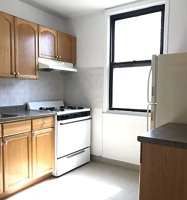 Rented by Zikos Realty Services | media 22