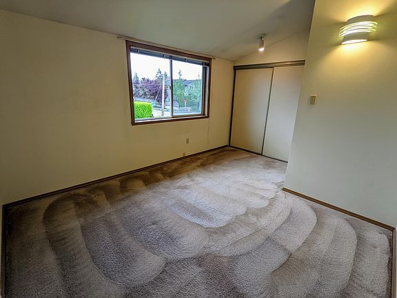 5th image of 2760 NW 85th St #304