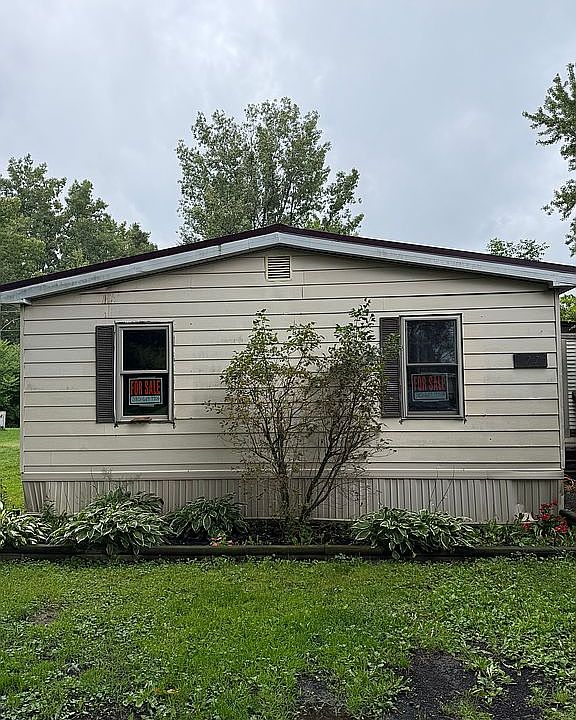 1st image of 77 Meadow Ln