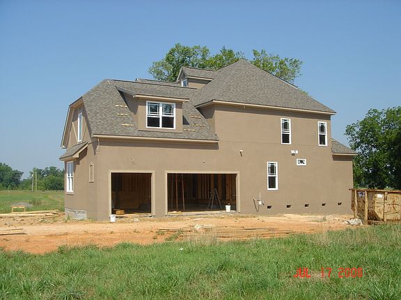 Side View of 3 Car Garage