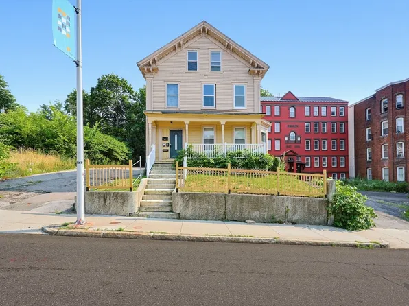 230 Pleasant St, Worcester, MA 01609