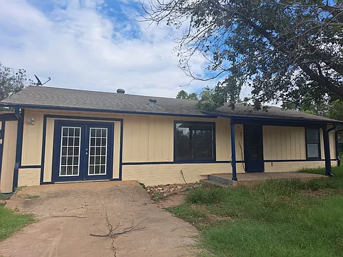 851 Aspen Ln Photo 1