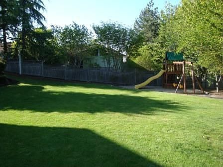 4th image of 4526 169th Pl SE