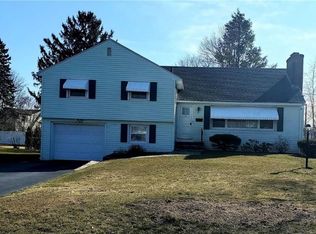 64 Cypress Dr, Cranston, RI 02920