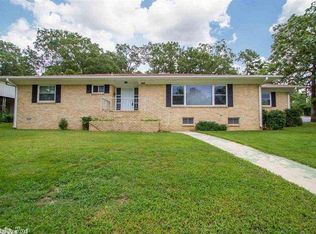 4800 Edgemere St, North Little Rock, AR 72116