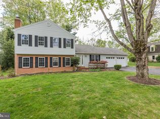 11025 Rutledge Dr, Gaithersburg, MD 20878