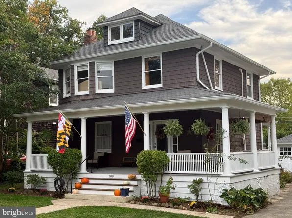 708 Hunting Pl, Baltimore, MD 21229