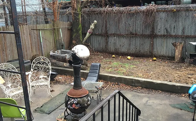 Rented by Batra Group Inc | media 1