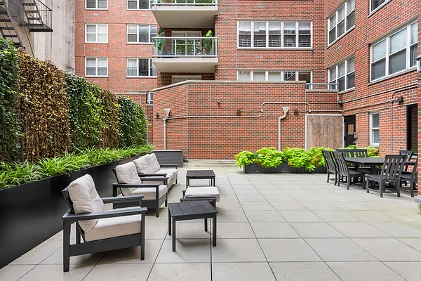 363 East 76th Street #21G in Lenox Hill, Manhattan | StreetEasy