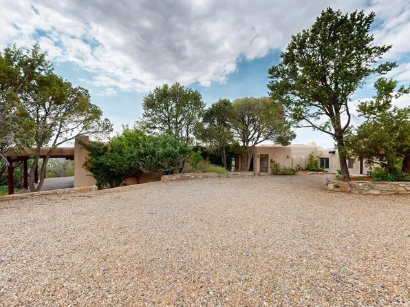 200 Circle Dr, Santa Fe, NM 87501