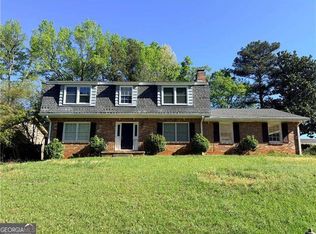 4450 Abingdon Dr, Stone Mountain, GA