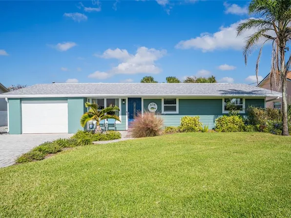 838 E 17th Ave, New Smyrna Beach, FL 32169