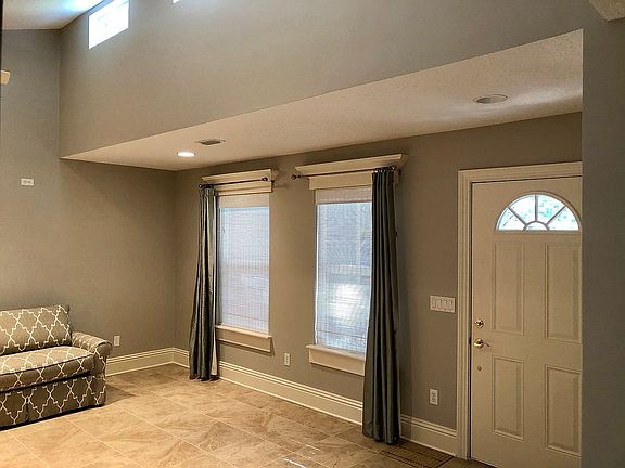 5th image of 2129 Sea Island Ct