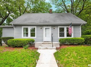 201 Pekin Ave, East Peoria, IL 61611