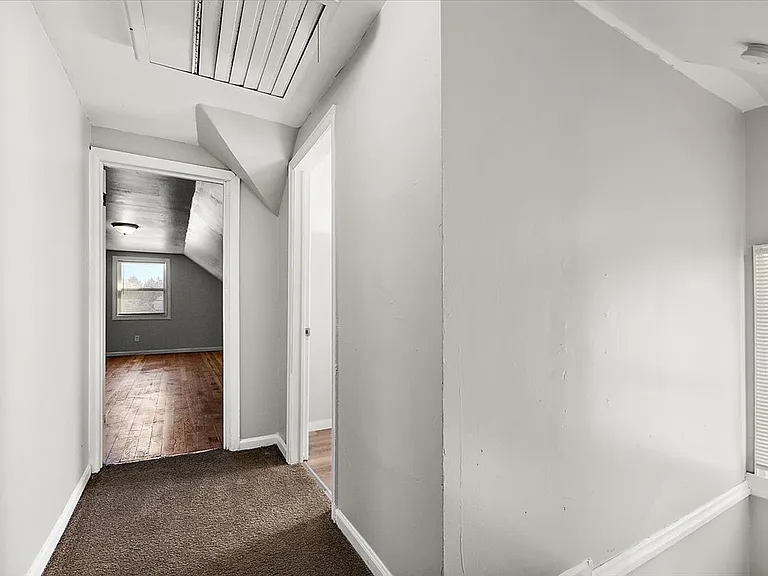10500 Somerset Ave — Photo 29