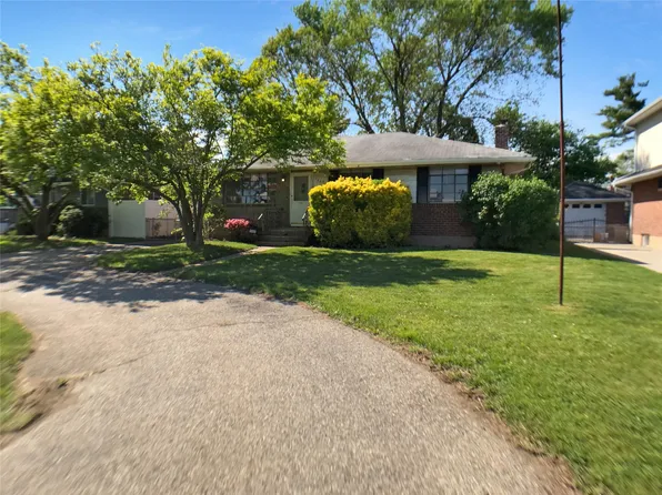 1689 Front Street, East Meadow, NY 11554
