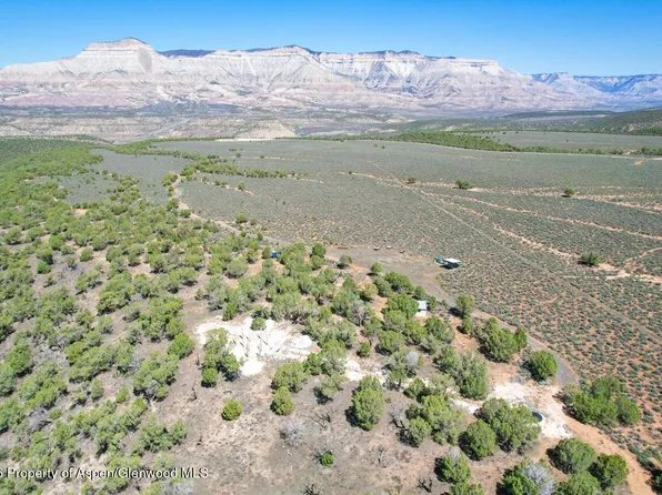 T Rd, De Beque, CO 81630