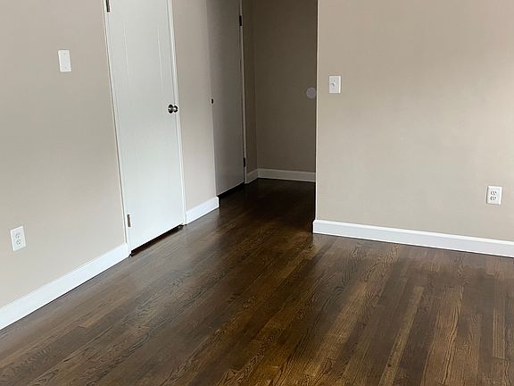 3rd image of 215 W Wyoming Ave #3