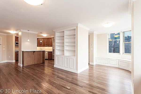 1st image of 30 W 63rd St APT 28J