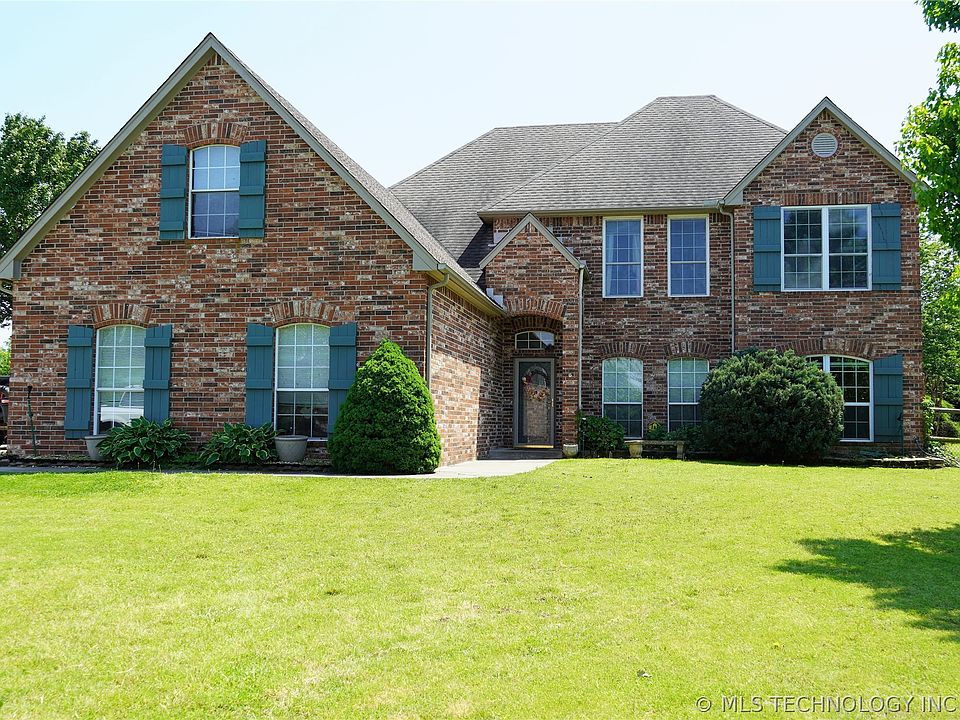 1st image of 10242 E Rose Glen Dr