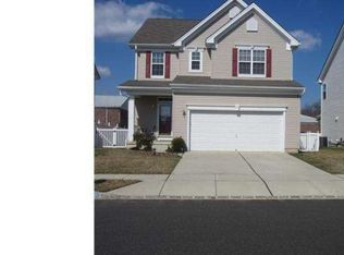 13 Springdale Dr, Gloucester City, NJ 08030