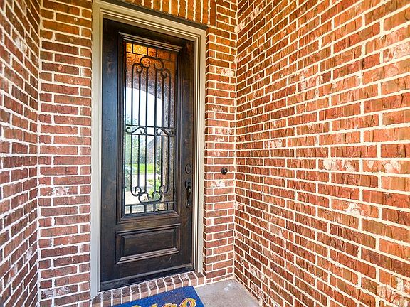 2nd image of 20518 Azalea Chase Dr