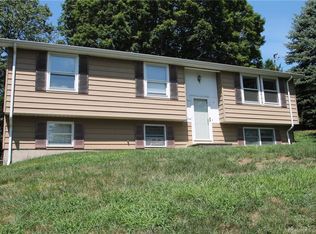 5 Jason Wright Dr, Ansonia, CT 06401