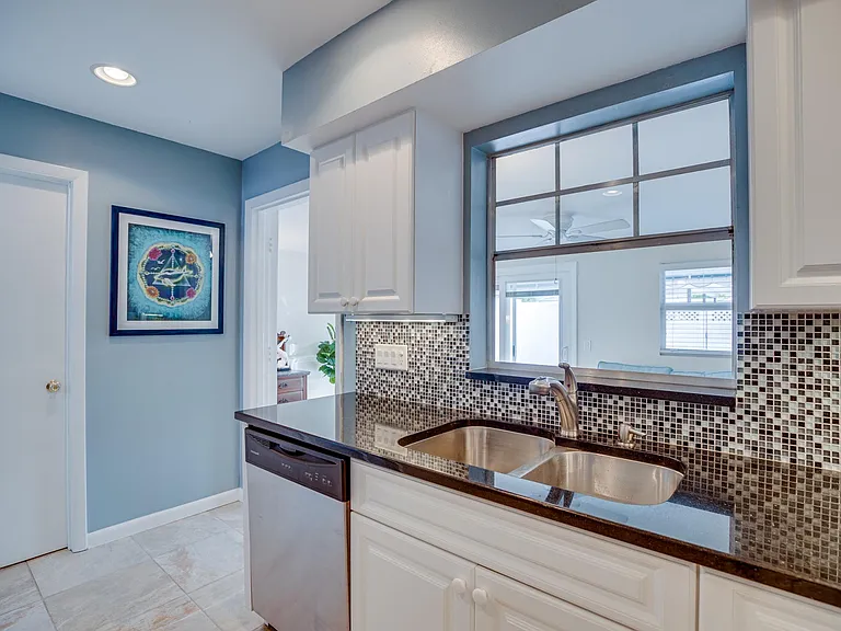 2722 Cardinal Dr — Photo 20