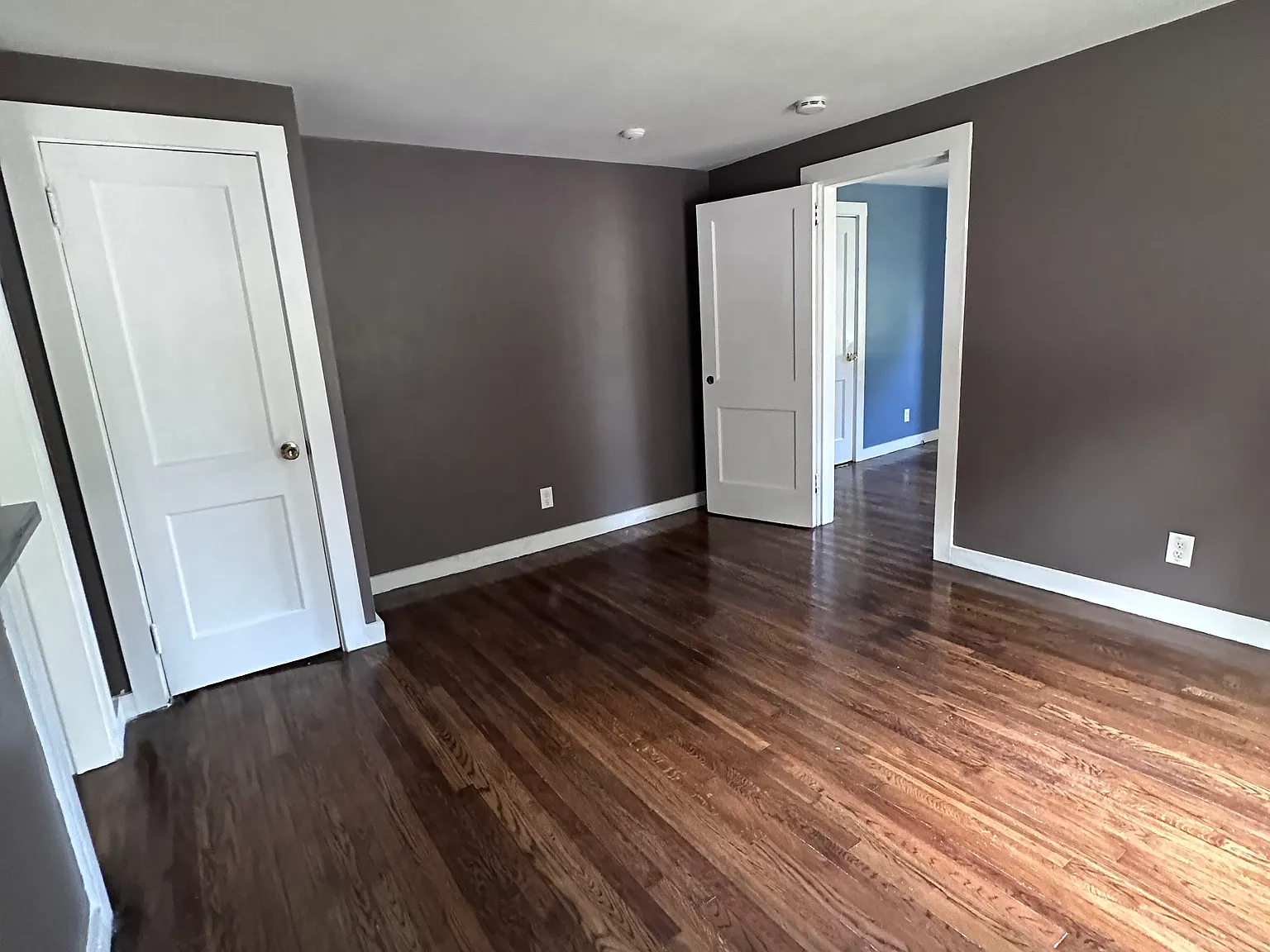 1 bed, 600 sqft, $2,100 — Photo 2