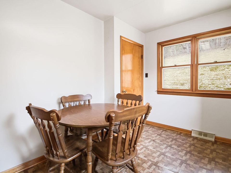 13th image of this home