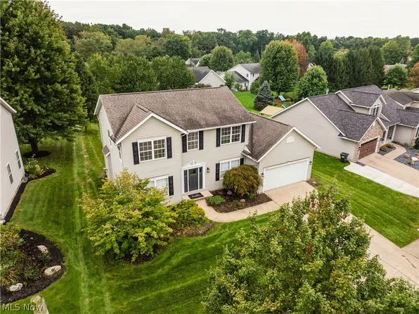 1433 Logan Ln, Wooster, OH 44691