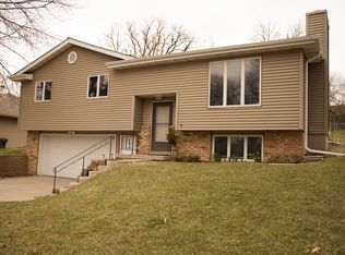 911 N 24th Ave, Blair, NE 68008