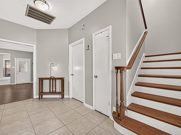 5th image of 10207 Tablerock Dr