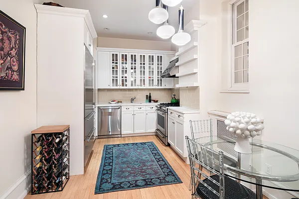 Rented by Sotheby's International Realty | media 15