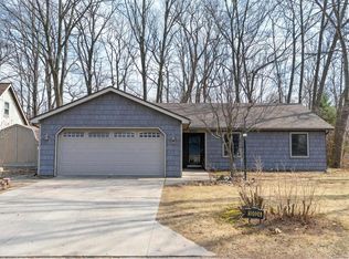 10024 Spur Creek Ct, Fort Wayne, IN 46825