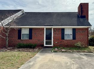 2601 Richard Dr #B, Greenville, NC 27834